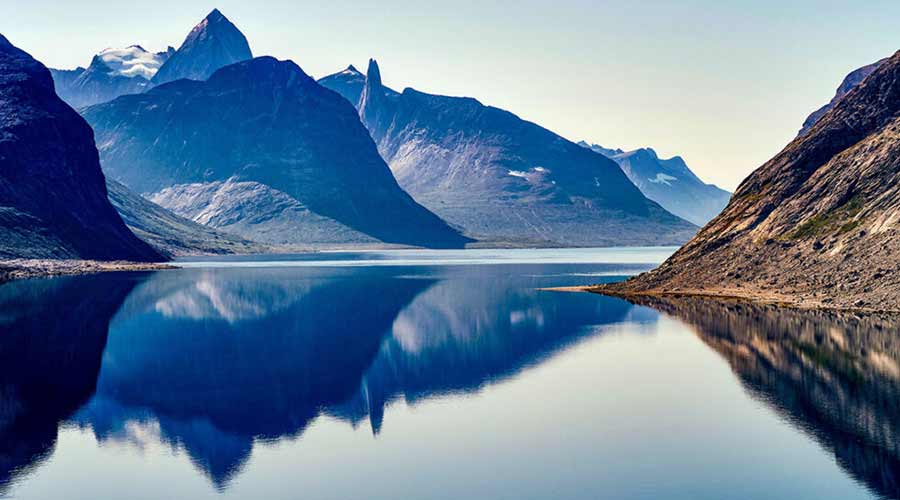 Tasermiut-landscape-water-mountains-short